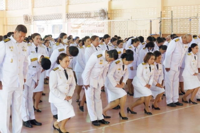   วันอังคารที่ ๕ ธันวาคม ๒๕๖๖   พิธีวางพานพุ่มดอกไม้ถวายราชสักการะ เนื่องในวัน คล้ายวันพระราชสมภพ พระบาทสมเด็จพระบรมชนกาธิเบศร มหาภูมิพลอดุลยเดชมหาราช บรมนาถบพิตร วันชาติ และวันพ่อแห่งชาติ ๕ ธันวาคม ๒๕๖๖ ณ หอประชุมโรงเรียนพิปูนสังฆรักษ์ประชาอุทิศ   