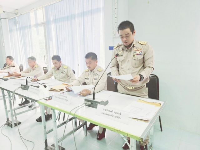 วันพฤหัสบดีที่ 30 พฤษภาคม 2567 ประชุมสภาเทศบาลตำบลพิปูน สมัยวิสามัญ สมัยที่ 2 ประจำปี พ.ศ. 2567  นายชวนัสฐ์ ศรีสว่าง ประธานสภาเทศบาลตำบลพิปูน    นายจิรพงศ์ หะนนท์ นายกเทศมนตรีตำบลพิปูน พร้อมด้วยคณะบริหาร สมาชิกสภาเทศบาล และหัวหน้าส่วนราชการ ร่วมประชุม  ณ ห้องประชุมเทศบาลตำบลพิปูน