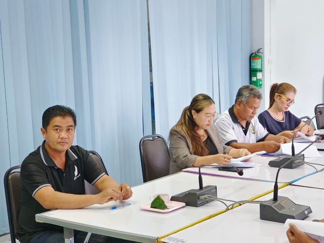  วันอังคารที่ 22 ตุลาคม 2567 ประชุมคณะกรรมการร่างแผนพัฒนาท้องถิ่นเปลี่ยนแปลง พ.ศ.2566-2570  ประธานคณะกรรมการ นายจิรพงศ์ หะนนท์ นายกเทศมนตรีตำบลพิปูน พร้อมด้วยรองนายกฯ คณะกรรมการแผนพัฒนาท้องถิ่นเทศบาลตำบลพิปูน เข้าร่วม ณ สำนักงานเทศบาลตำบลพิปูน