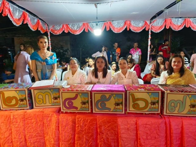 ร่วมสืบสานประเพณีลอยกระทง วันศุกร์ที่ 15 พฤศจิกายน 2567 ณ สำนักงานเทศบาลตำบลพิปูน และท่าน้ำเทศบาลตำบลพิปูน  นายจิรพงศ์ หะนนท์  นายกเทศมนตรีตำบลพิปูน   พร้อมด้วยคณะบริหาร สมาชิกสภาเทศบาล หัวหน้าส่วนราชการ ข้าราชการ และพนักงาน เทศบาลตำบลพิปูน 